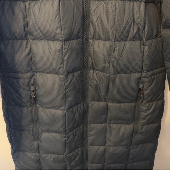 Eddie Bauer Altamira Down Parka Large - Picture 6 of 12